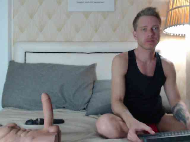 JessSteve webcam