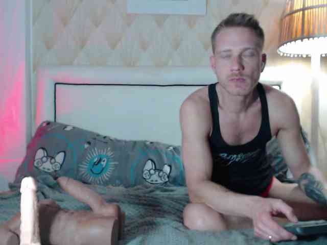 JessSteve webcam