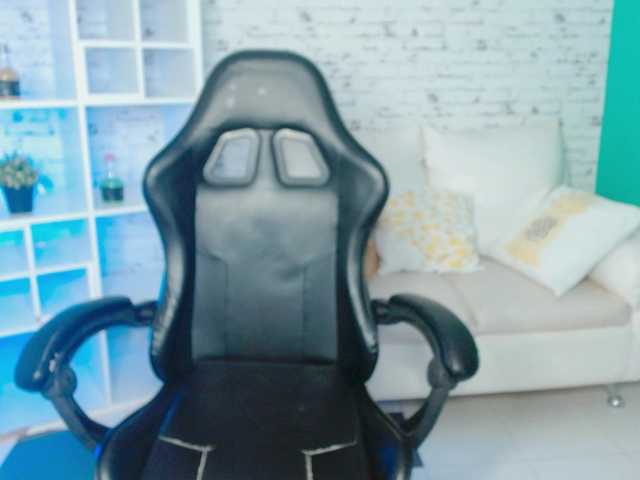 ZAHIRA-1's BongaCams show and profile