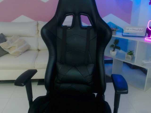 ZAHIRA-1's BongaCams show and profile