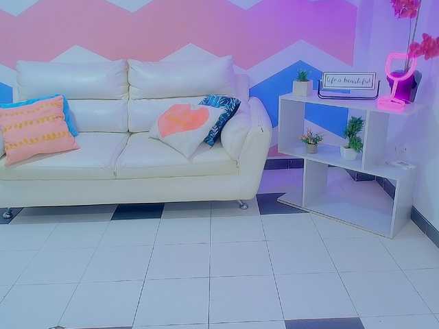 ZAHIRA-1's BongaCams show and profile