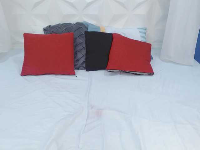 ZAHIRA-1's BongaCams show and profile