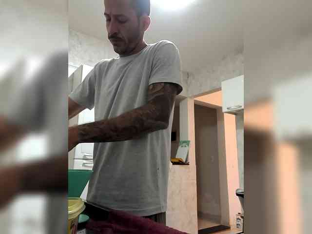 Jandrelucas Live Webcam on BongaCams