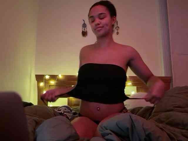 MilanaNoir Live Webcam on BongaCams