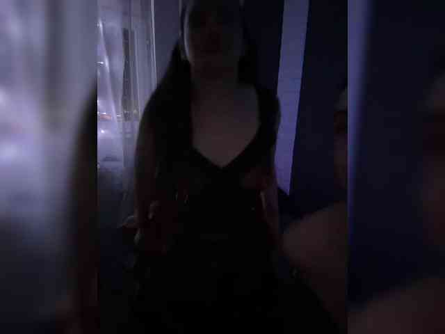 Kroshka280899 webcam