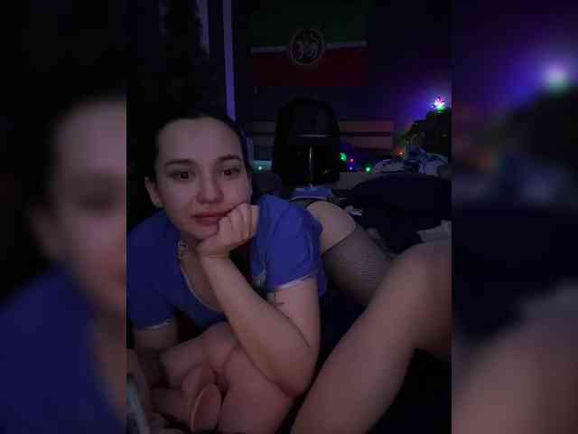 Kroshka280899 webcam