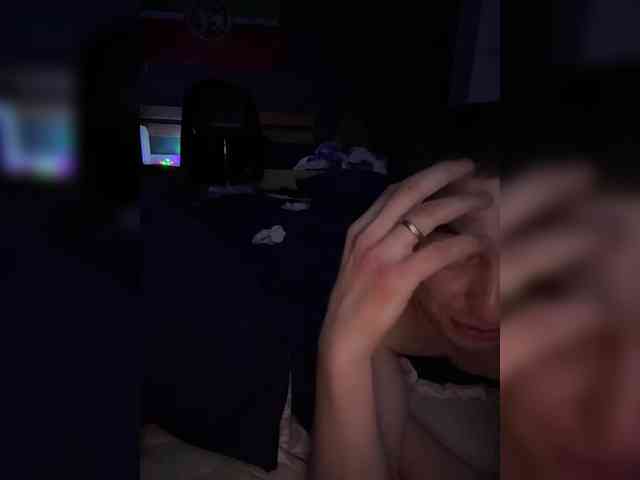 Kroshka280899 webcam