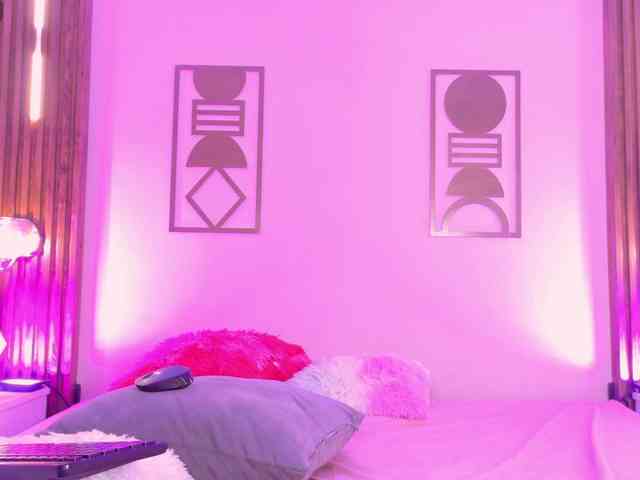 Chloe-Palmer Chloe-Palmer