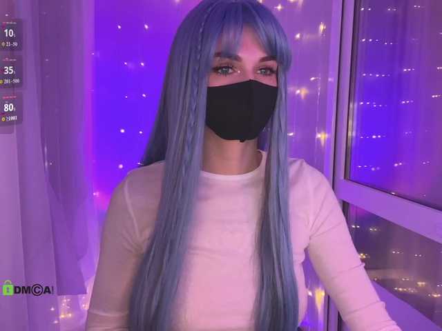 le modèle Blue_Berry est en webcam porno dans un show sur le site bongacams, il possède les tags suivants: White/Caucasian,Blonde,Shaved