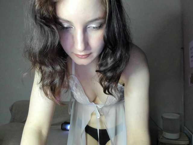 Victoria1's BongaCams show and profile