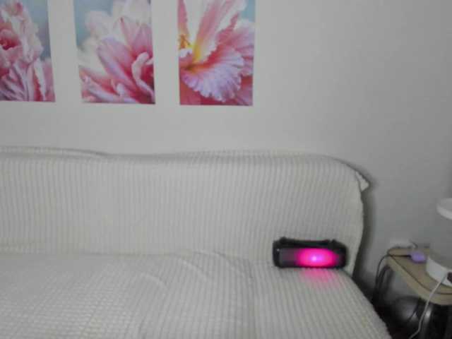 Victoria1's BongaCams show and profile