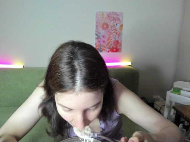 Victoria1's BongaCams show and profile