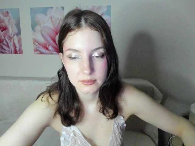 Victoria1's BongaCams show and profile