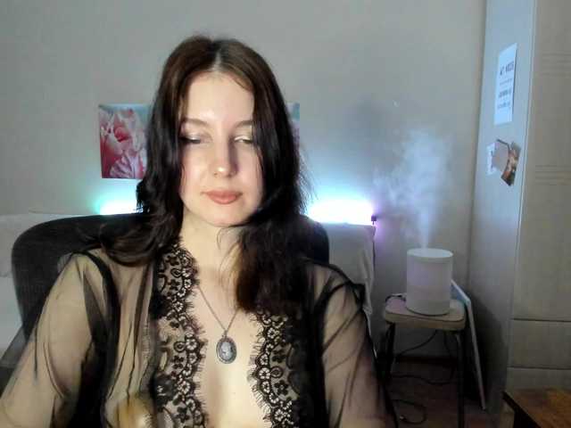 Victoria1's BongaCams show and profile