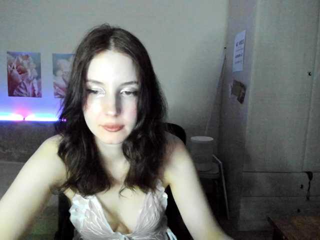Victoria1's BongaCams show and profile