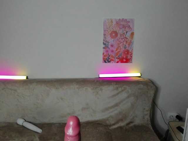 Victoria1's BongaCams show and profile