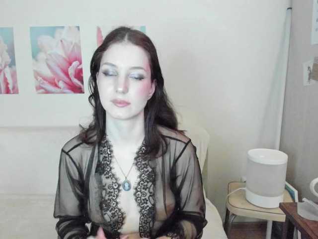 Victoria1's BongaCams show and profile