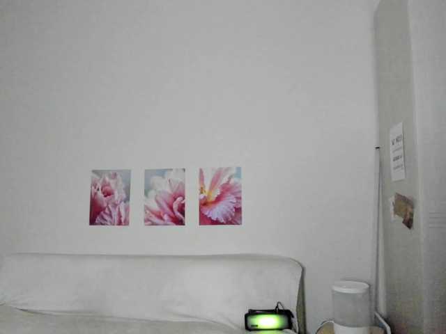 Victoria1's BongaCams show and profile