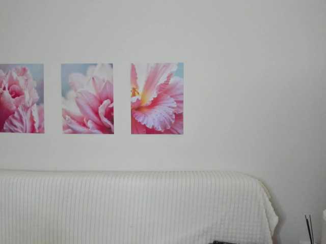 Victoria1's BongaCams show and profile