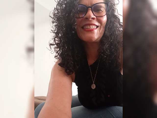 Taniamilf69's BongaCams show and profile