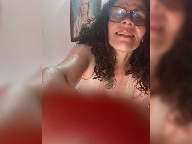 Taniamilf69's BongaCams show and profile