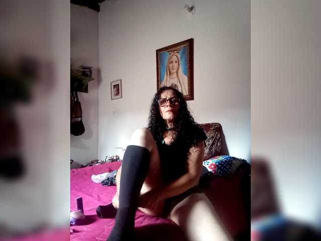 Tania Milf (Taniamilf69)