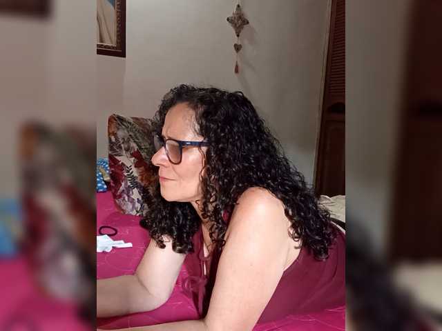 Taniamilf69's BongaCams show and profile