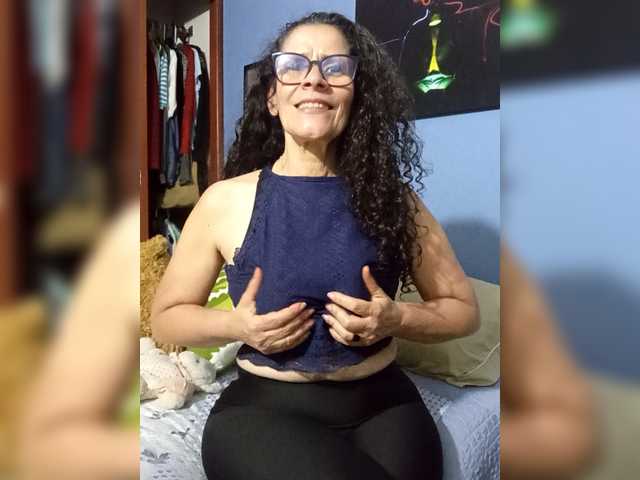 Taniamilf69's BongaCams show and profile