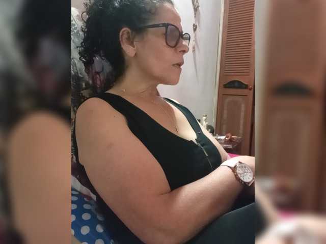 Taniamilf69's BongaCams show and profile