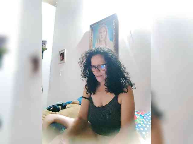 Taniamilf69 Live Webcam on BongaCams