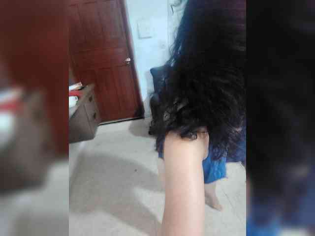 Taniamilf69 Live Webcam on BongaCams