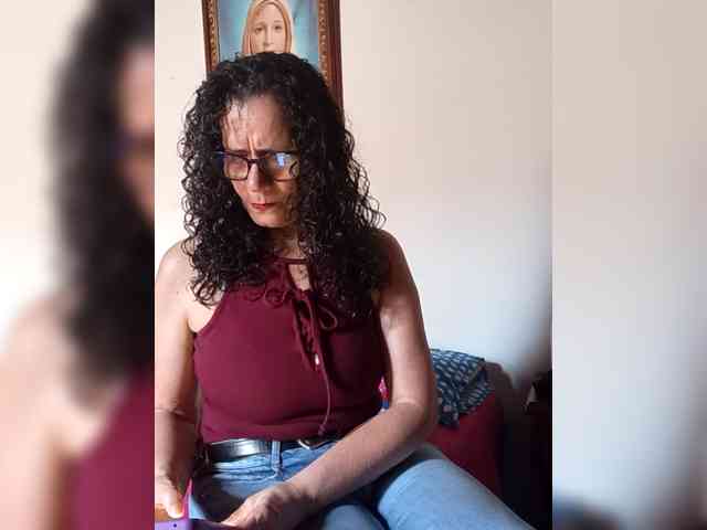 Taniamilf69 Live Webcam on BongaCams