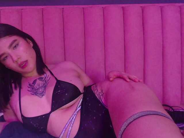 SkyeBela's BongaCams show and profile