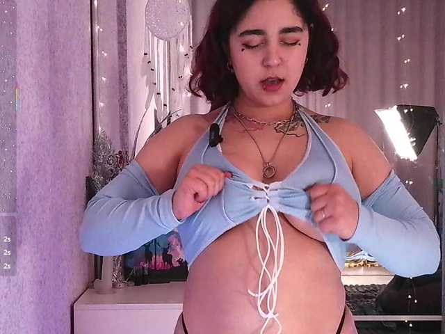 Mary-Mee's BongaCams show and profile