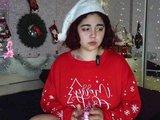 Mary-Mee's BongaCams show and profile