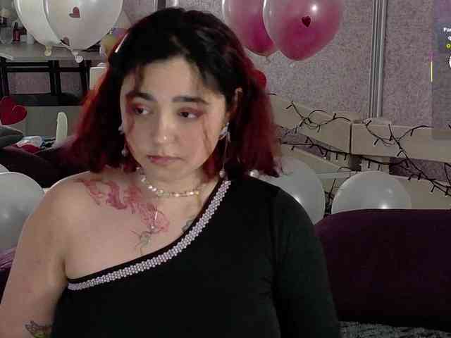 Mary-Mee Live Webcam on BongaCams