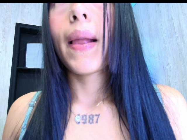 SkarlettAry Live Cam on BongaCams