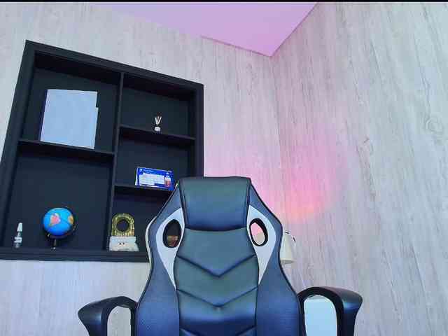 SkarlettAry SkarlettAry