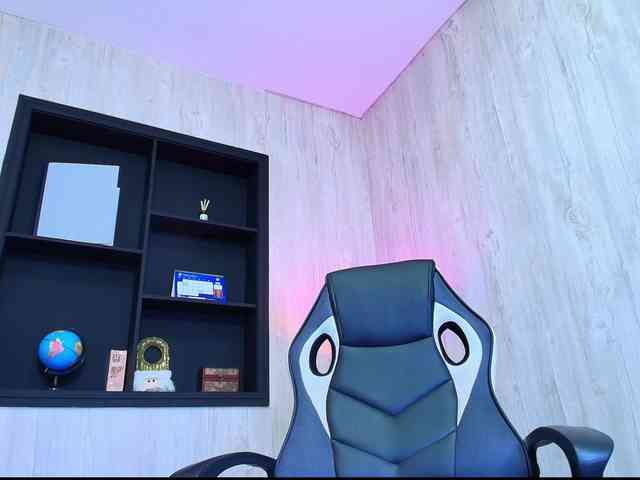 SkarlettAry SkarlettAry