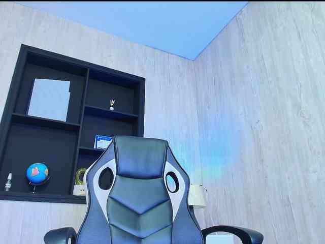 SkarlettAry SkarlettAry