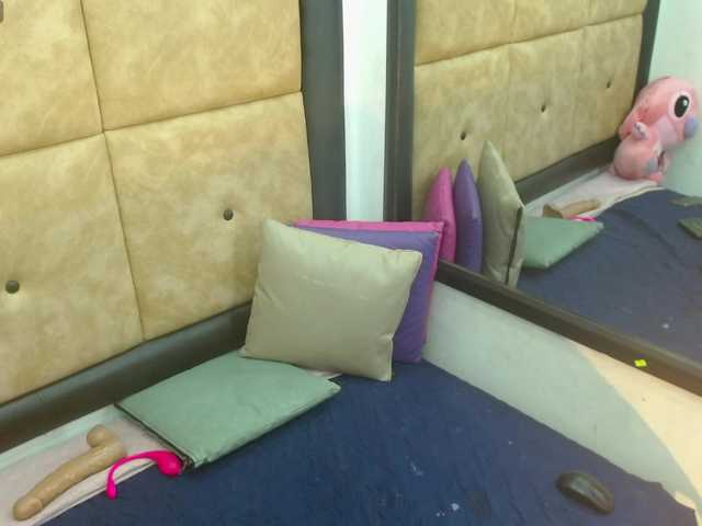 IamCarollVbna webcam bongacams model stream image