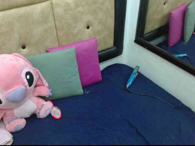 IamCarollVbna webcam