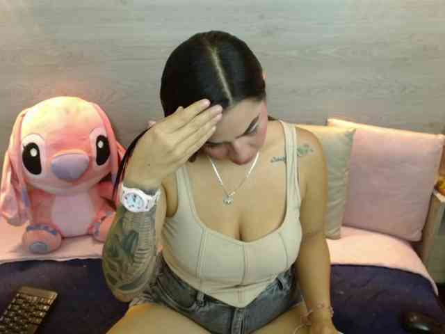 IamCarollVbna webcam