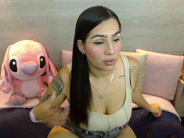 IamCarollVbna webcam