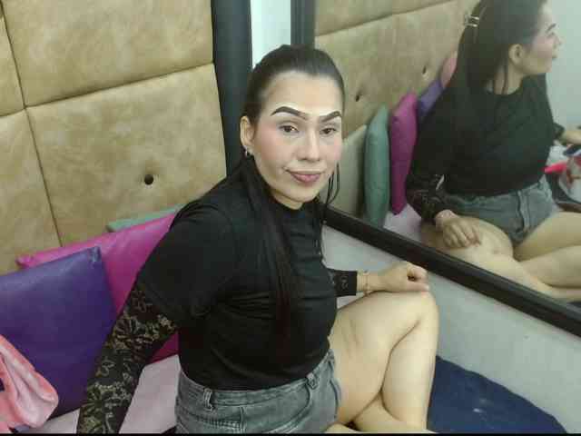 IamCarollVbna webcam