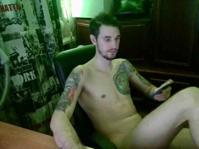 NIKPIK Live Webcam on BongaCams