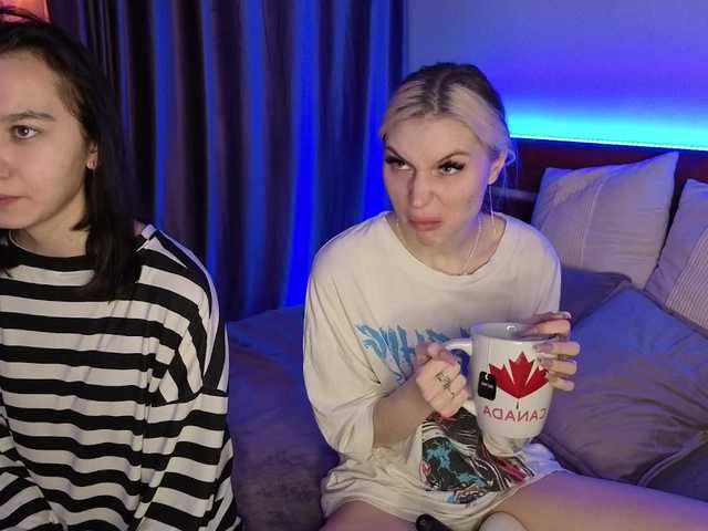 TianaFlower live room