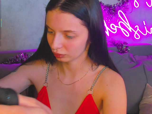 Eva-Mayers's BongaCams show and profile