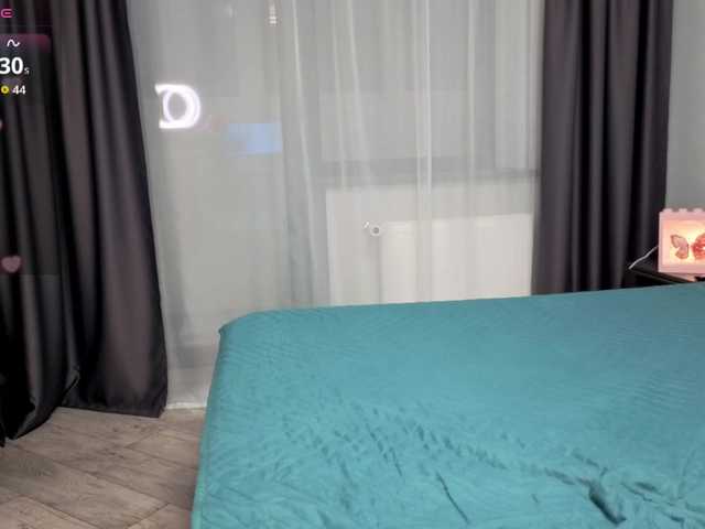 Alice-World8's BongaCams show and profile