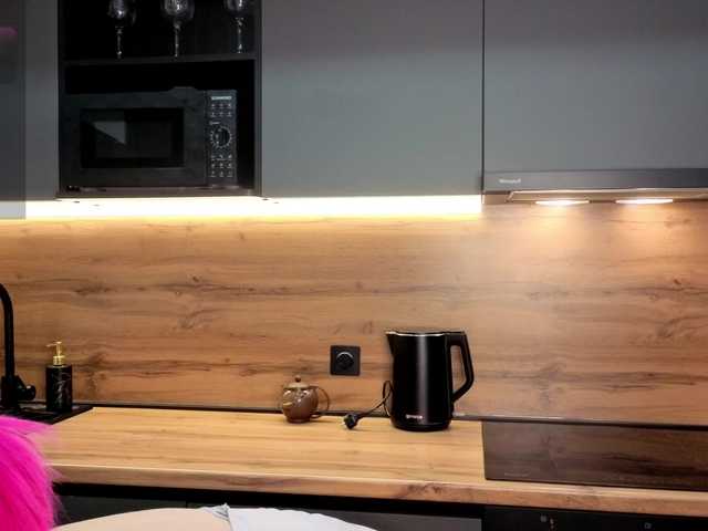 Alice-World8's BongaCams show and profile